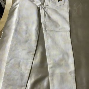 White skinny ankle jeans flower 🌺 detail new